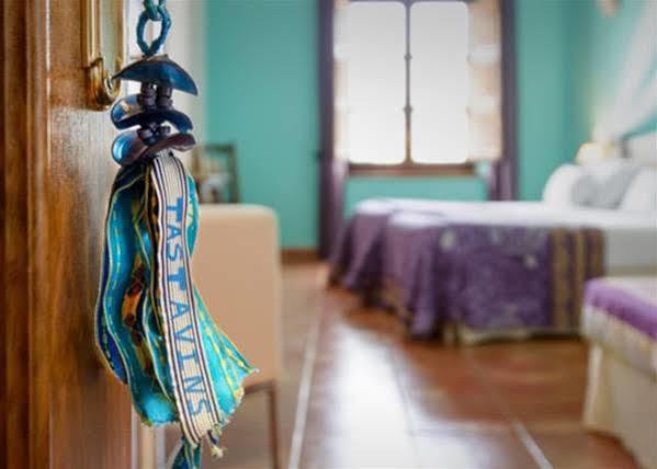Hospederia Virgen De La Fuente Hotel Peñarroya de Tastavins Exterior foto